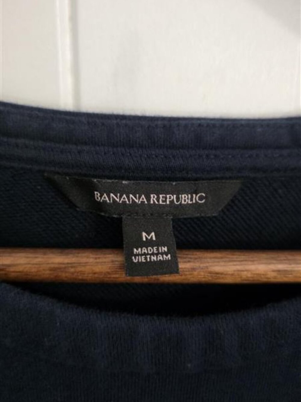 Banana Republic Navy Cotton Eyelet Lace Sleeve Top Blouse Size Medium - Picture 3 of 10